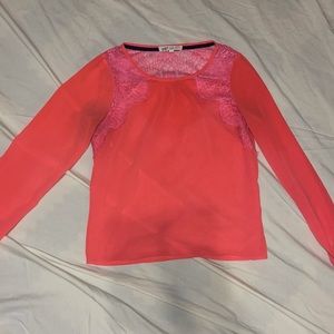 Women’s Pink Long Sleeve Top w/Lace Detail